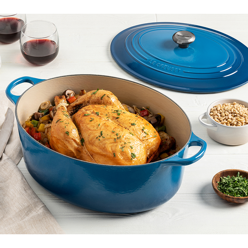Le Creuset Signature 8 Quart Oval Dutch Oven — KitchenKapers