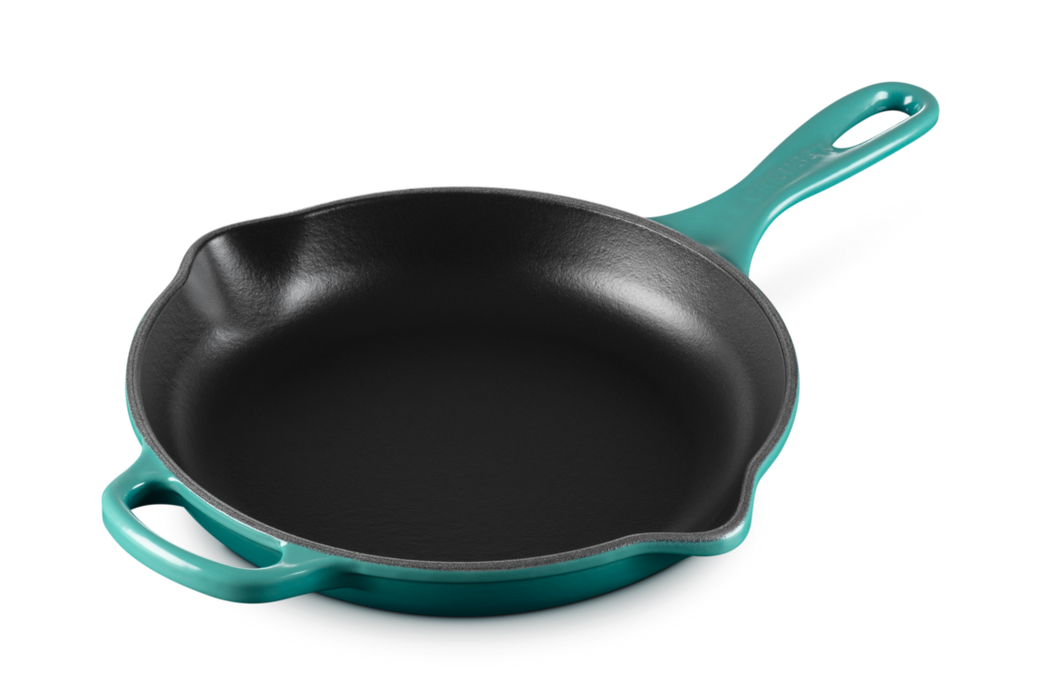 Le Creuset 9" Signature Skillet