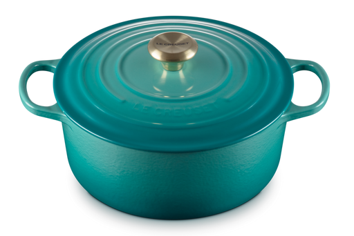 Le Creuset Signature 7.25 Quart Round Dutch Oven — KitchenKapers Le Creuset Signature 7.25 Quart Round Dutch Oven — KitchenKapers