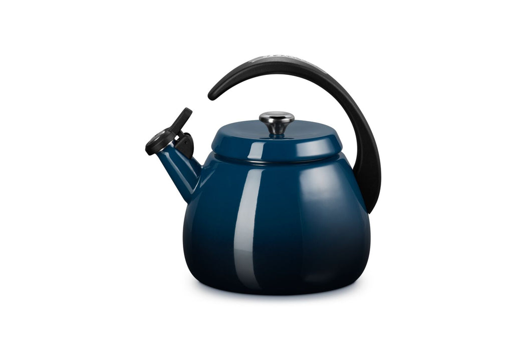 Le Creuset 2.2 Quart Cloche Kettle