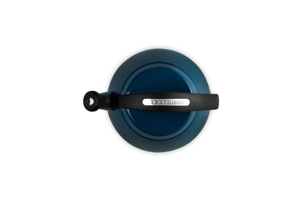 Le Creuset 2.2 Quart Cloche Kettle