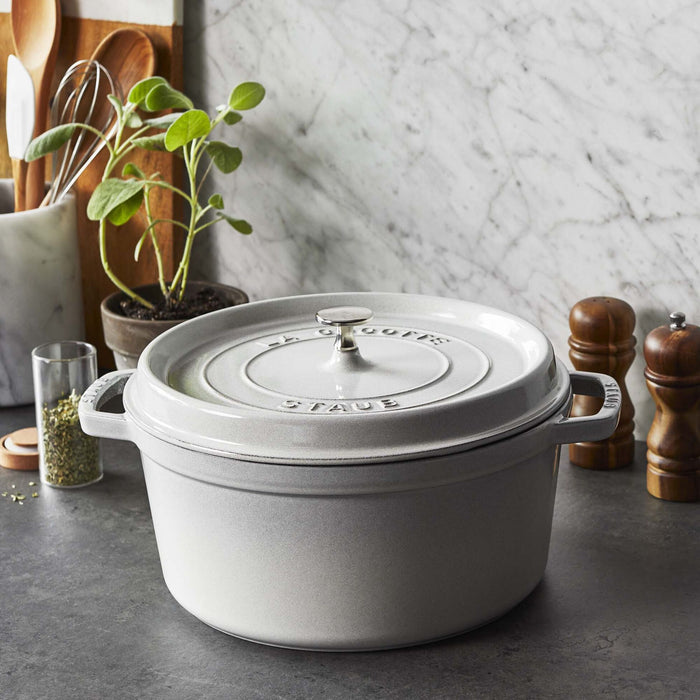 Staub 7 Quart Round Oven