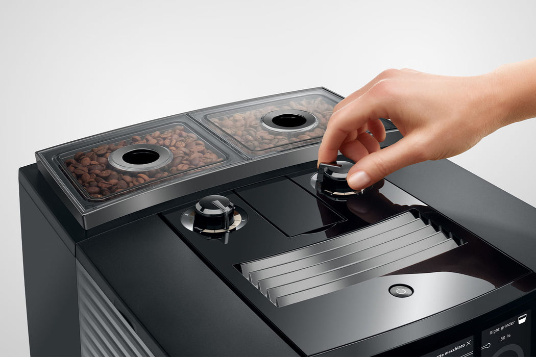 Jura J10 Twin Automatic Coffee Center