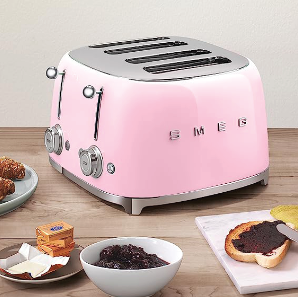 Smeg 4 Slot Toaster — KitchenKapers
