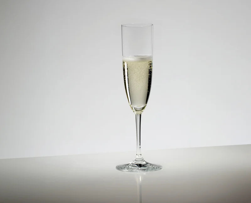 Riedel Set of 2 Vinum Champagne Flutes with Polishing Cloth