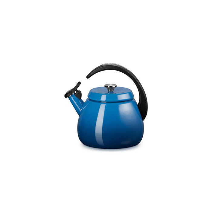 Le Creuset 2.2 Quart Cloche Kettle