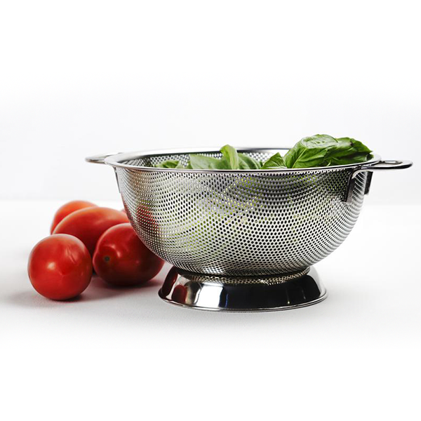 OXO Stainless Steel 5 quart Colander - Cookware & More