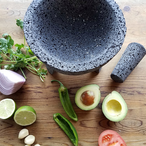 Pepe Nero Mortar and Pestle Set & Garlic Peeler & Spatula & Avocado Slicer - Guacamole Bowl - Molcajete Authentic Mexican Morter and PESSE