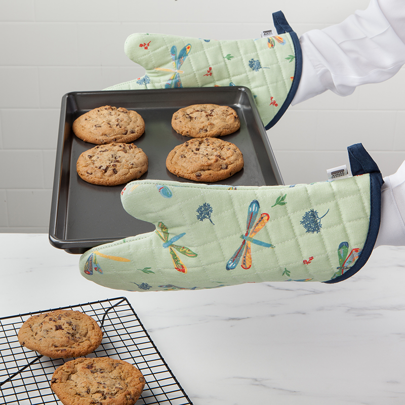 Strawberry Fingertip Oven Mitts