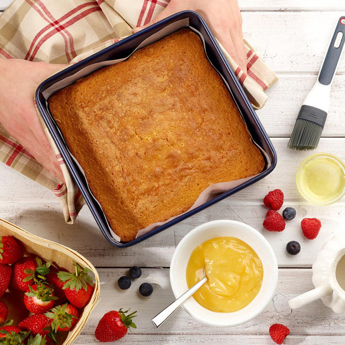 Zyliss 8" Square Cake Pan with Removable Bottom