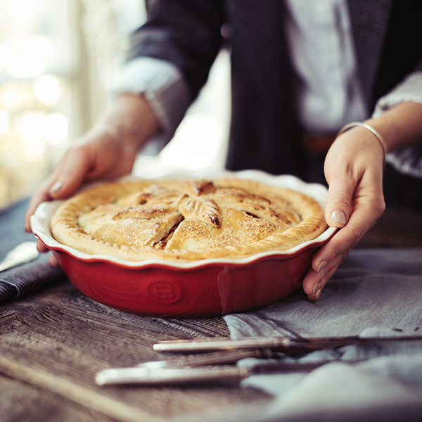 Emile Henry Pie Dish — KitchenKapers
