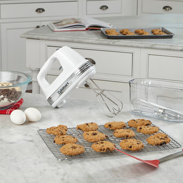 Cuisinart 9 Speed Hand Mixer with Storage — KitchenKapers