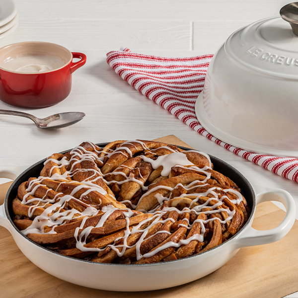 https://www.kitchenkapers.com/cdn/shop/products/le-creuset-bread-oven-braided-600x600_600x600.png?v=1675188122