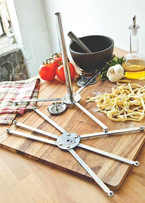 https://www.kitchenkapers.com/cdn/shop/products/pasta-drying-rack-58_d2775ded-7799-4cef-9337-a60beff43031_501x700.gif?v=1590077447