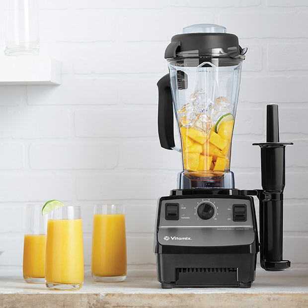 The easy and helpful guide to keep your Vitamix Blender clean